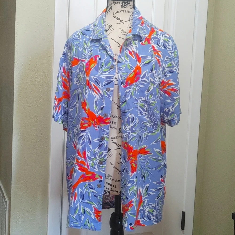 Men's Hawaiian Shirt - Picture 1 of 4